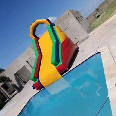 Mini Giant pool slide